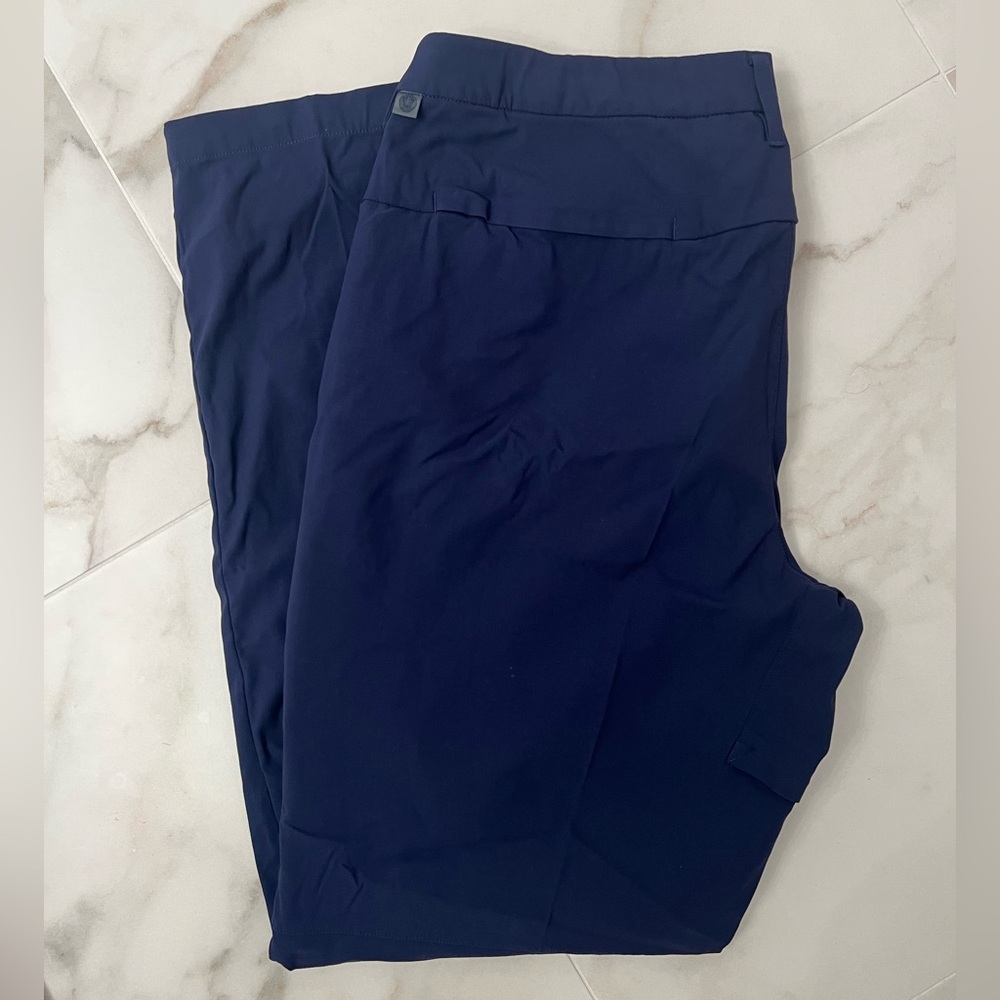 Lululemon Men’s Golf Pant